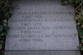 HEYROVSKÝ  Jaroslav